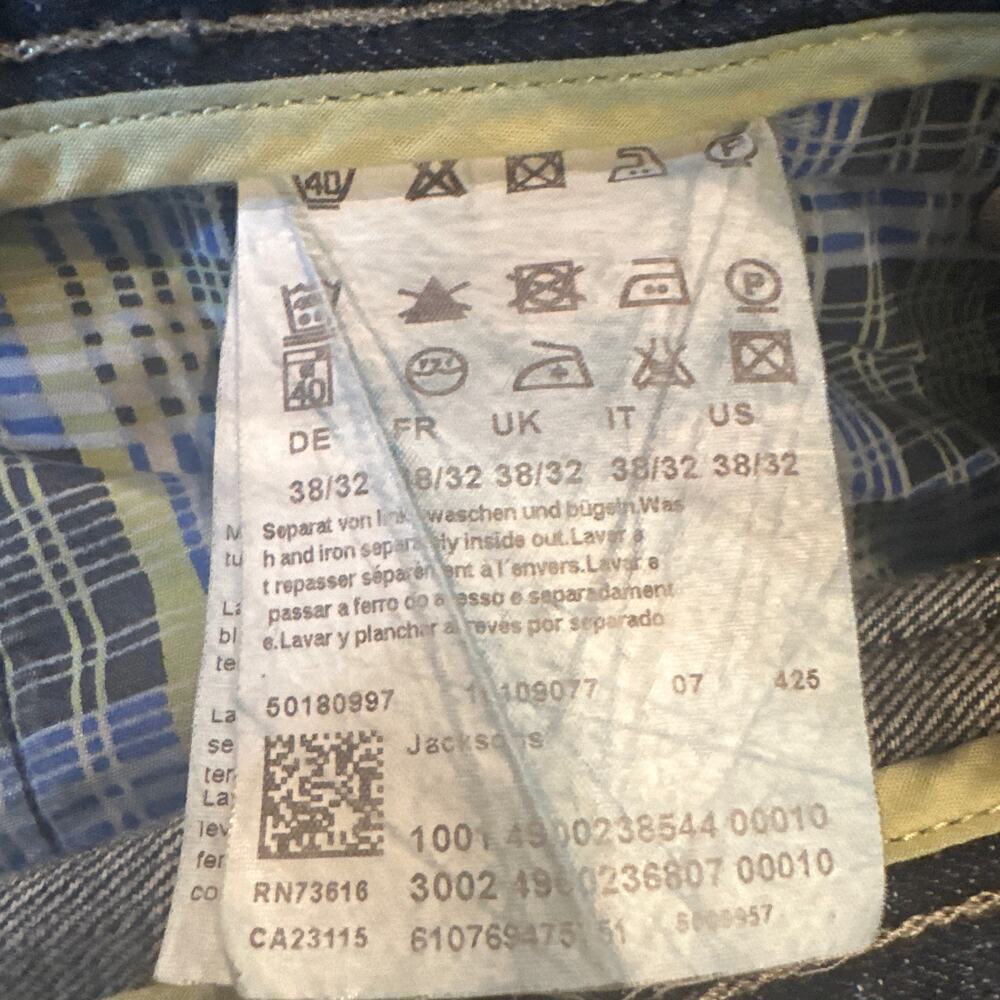 Hugo Boss Comfort Fit Jeans sz 38 x 32 - Picture 9 of 9